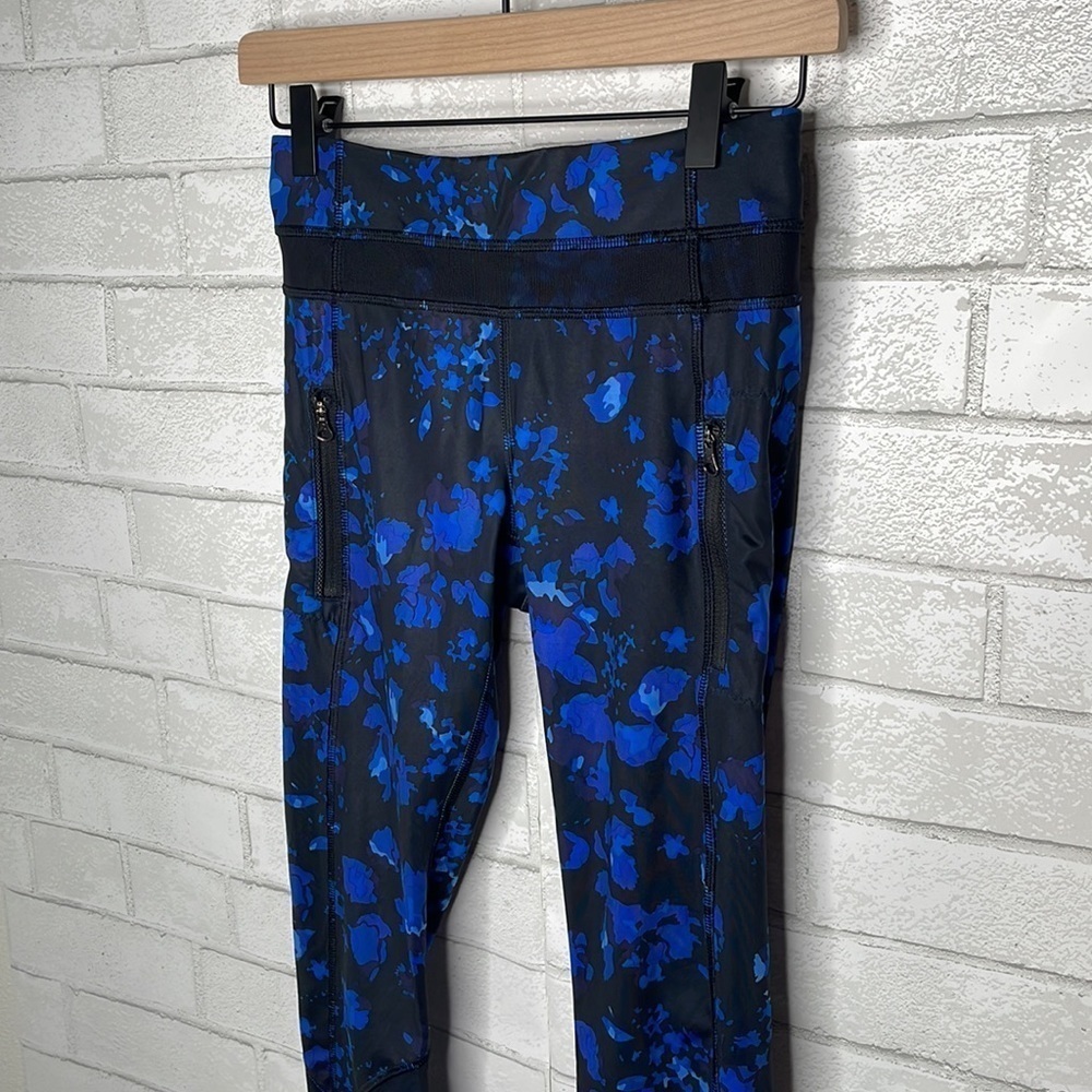 Lululemon Inspire Tight II *Full-On Luxtreme (Mesh) - Picture 6 of 14